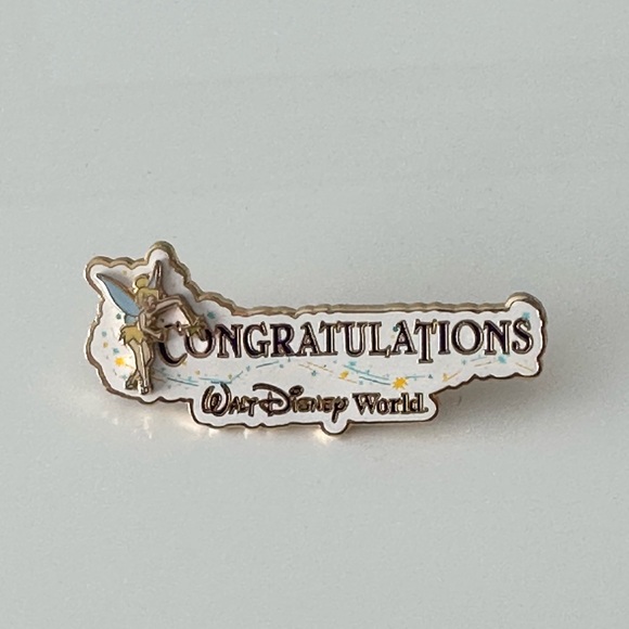 Rare Disney WDW Congratulations Tinker Bell 3D Pin - Picture 5 of 6